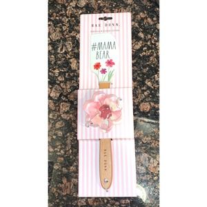 Rae Dunn #mamabear spatula and cookie cutter